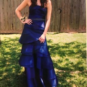 Stunning Evening Gown - small